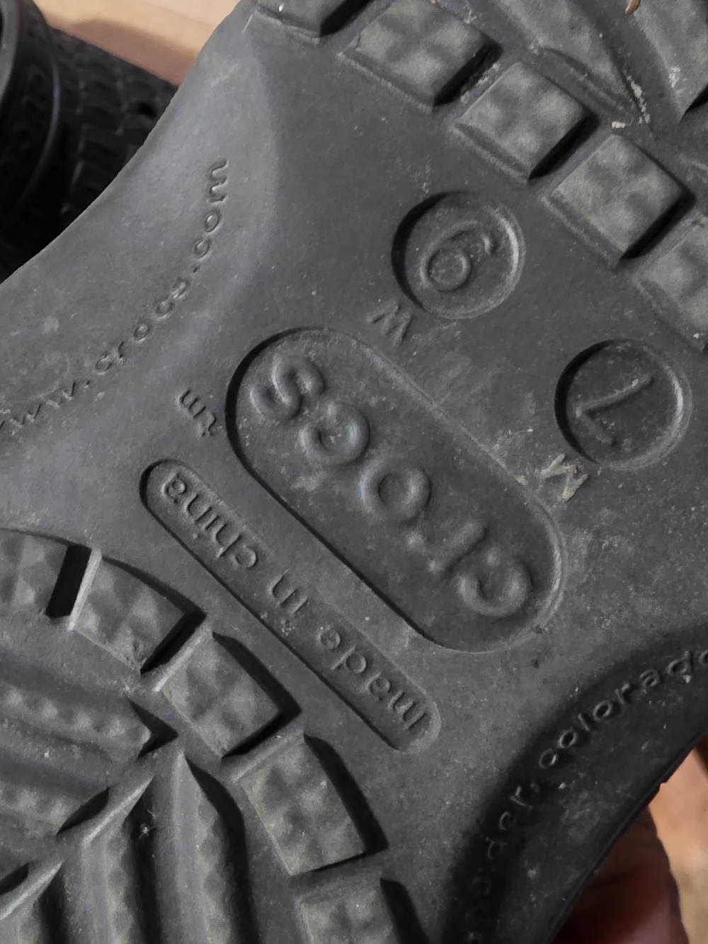 Crocodile Design Crocs - Picture 2 of 2